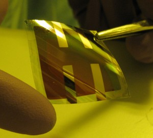  עתיד הפקת החשמל מאנרגיית שמש: תאים פוטו-וולטאיים עשויים פרבוסקייט. צילום: באדיבות החוקרים