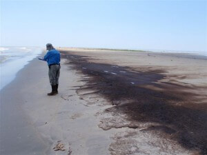 זיהום בחופי לואיזיאנה. צילום: Louisiana GOHSEP, Flickr