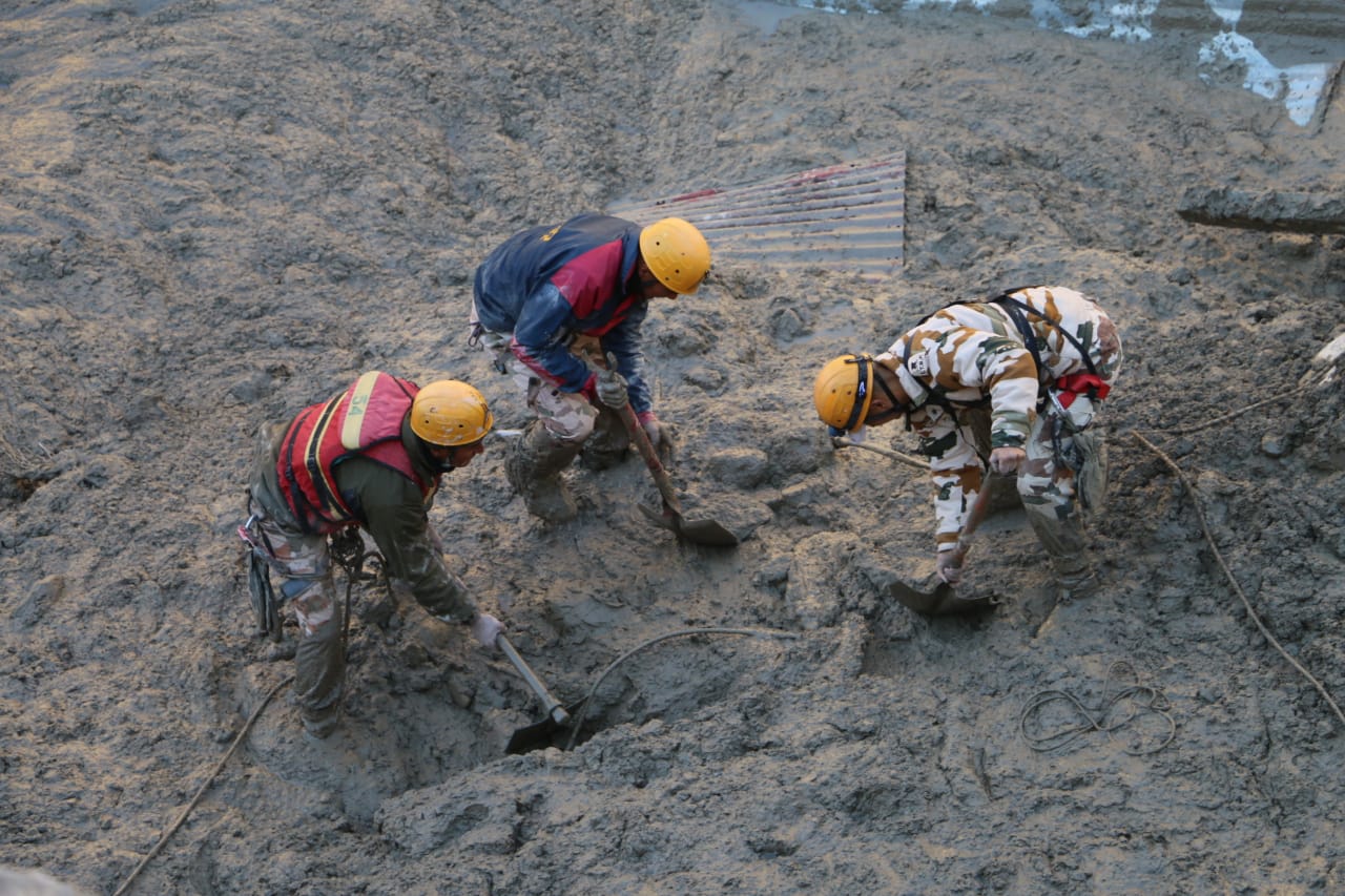 PIB056_Uttarakhand_avalanche_rescue_operation_2021. Credit Press Information Bureau, India