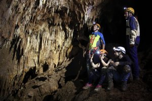 המערות באזור עפרה. צילום בועז לנגפורד 2