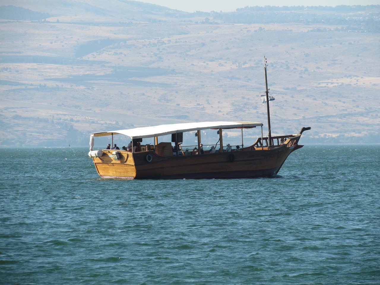 סירה בכינרת. צילום: Pixabay