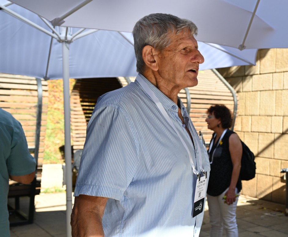 דניאל מורגנשטרן בוועידה השנתית ה-53 למדע ולסביבה. צילום: יובל יוסף